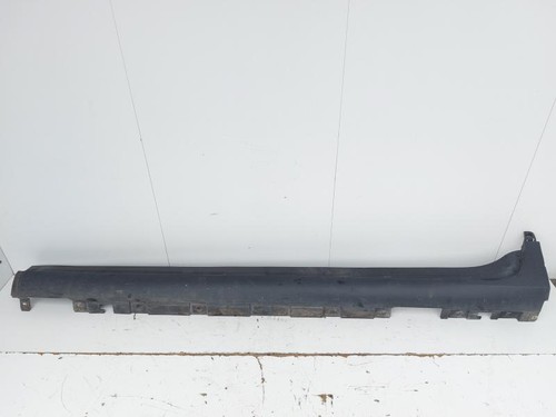51777210079 marchepied lateral