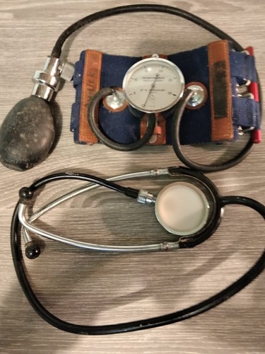 Tensiomètre stéthoscope - tensiomètre,