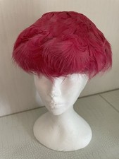 chapeau bibi rétro en plumes /rose foncé (ref H77)