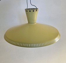 Suspension Philips par Louis