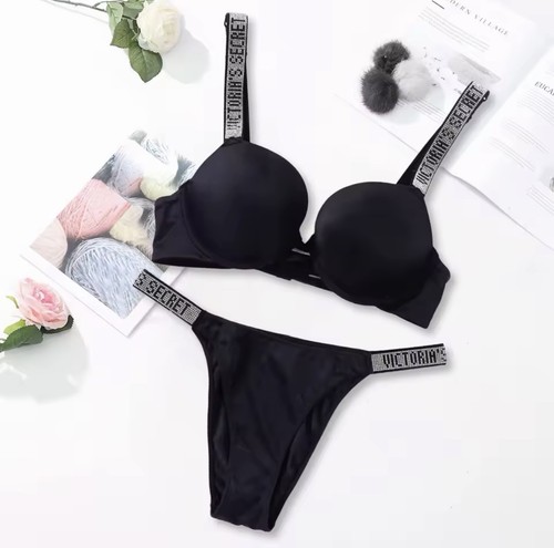 Esemble lingerie - de,