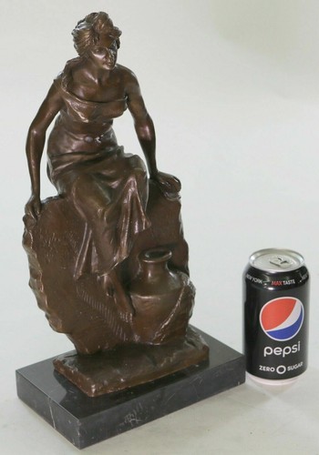 Villanis emmanuel sculpture - villanis,