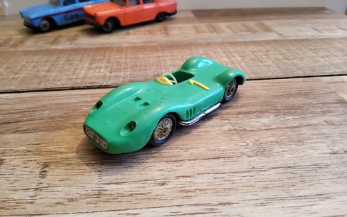 Maserati sport 200 dinky - 200, si