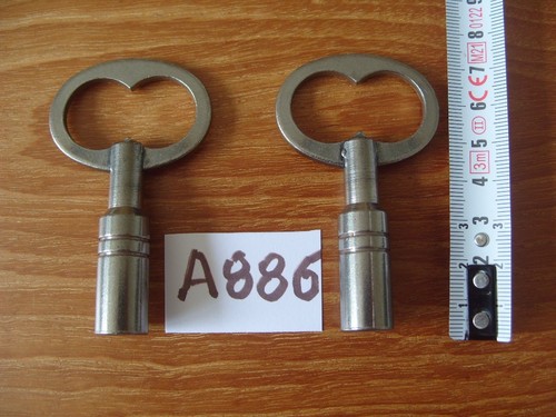 Lot a886 clé cles - lot, clef