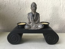 Bouddha porte bougies sur socle en bois