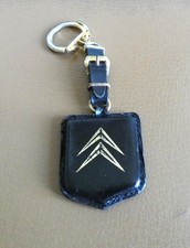 Ancien porte clé cuir