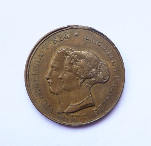 Médaillette reine - médaillette,