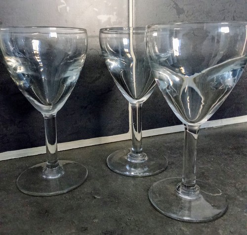 Ancien beau verre pied - à,