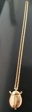 Montre pendentif scarabée or porte bonheur chaine or bijou Quartz et trotteuse