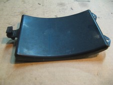 Trappe porte document sous