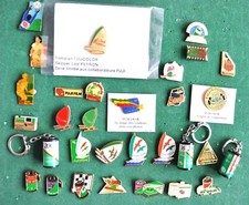 PIN'S photo FUJI 28 pièces + 3 porte clés Fuji thème photo voiliers et sport