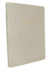 Curiosa. Adulte.  Salon de