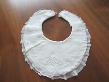 Bavoir ancien brodé main  - Blanc 