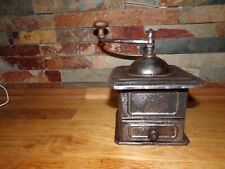 rare le premier moulin à