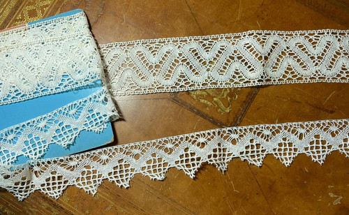 Dentelle ancienne - ancienne,