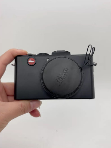 Leica lux digital camera - 5,