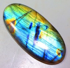 Cabochon ovale 126 ct 8 x 29 x