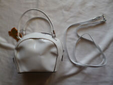 Mini sac à main ou bandoulière, en verni synthétique, blanc, parfait état