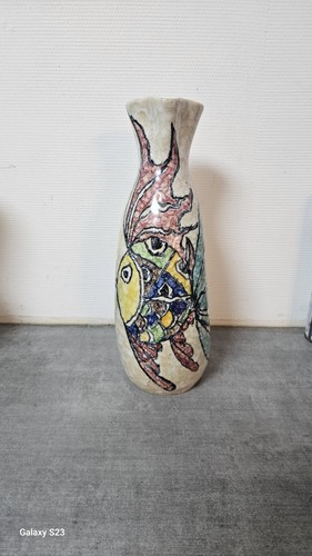 Vase céramique signé - , j