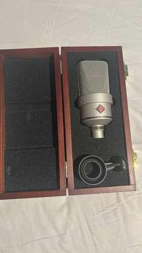 Neumann xlr professional - neumann,