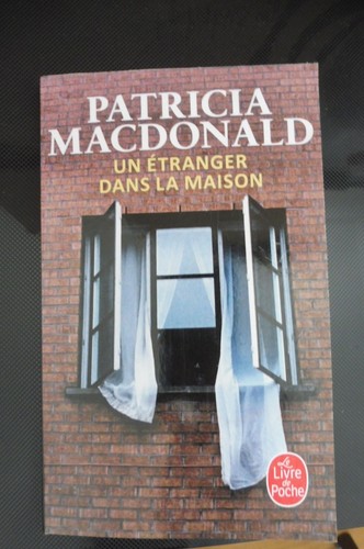 étranger dans maison - la, de