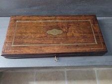 Ancienne Boîte De Jeu Avec