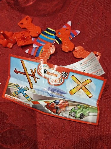 Kinder surprise 2010 2011 - surprise,