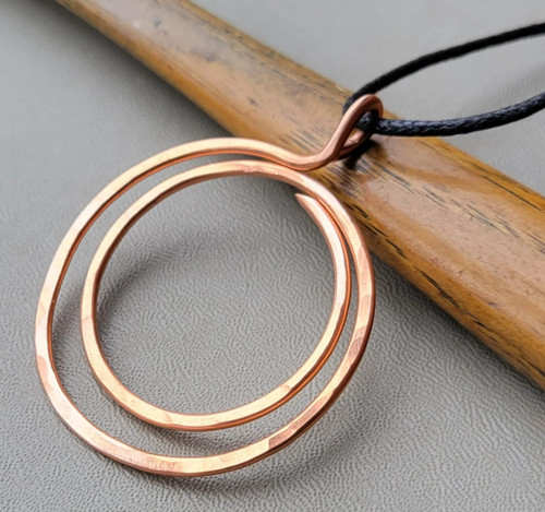 Médaillon pendentif cercle
