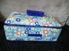 Boîte à gâteaux ancienne