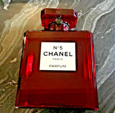 Rare factice géant XXL Chanel N°5 édition limitée rouge sublime 33cm de haut.