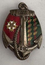 INSIGNE  TROUPES COLONIALES: 43EME RGT INFANTERIE COLONIALE.