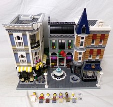 2017 LEGO Creator Expert 10255