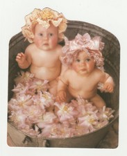 BEBE ANNE GEDDES carte postale