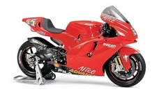 1/12 MAQUETTE DUCATI