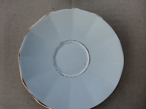 Soucoupes sous tasses en - 2,
