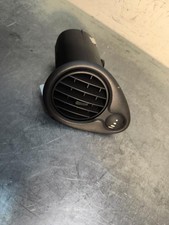 Aerateur tableau de bord avant gauche RENAULT CLIO 3 PHASE 2 7701061206