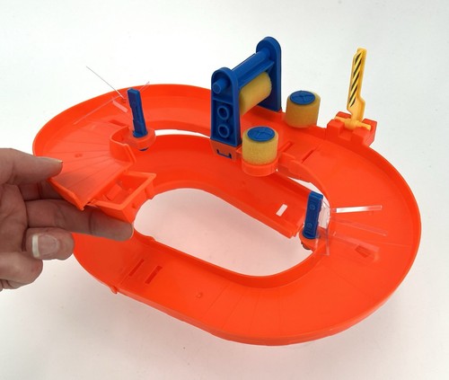 Hot wheels motorized mega - motorized,