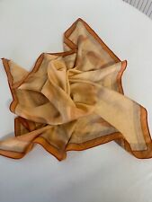 Foulard carré de soie Vintage