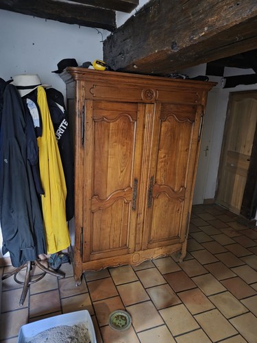 Armoire ancienne bon état - armoire,