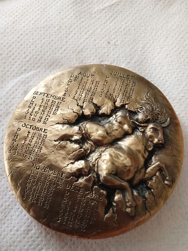 Médaille bronze calendrier - médaille,