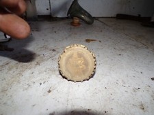 bouchon motobecane mobylette plastique premiere génération  5525