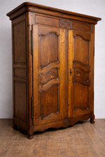 armoire régionale d’époque