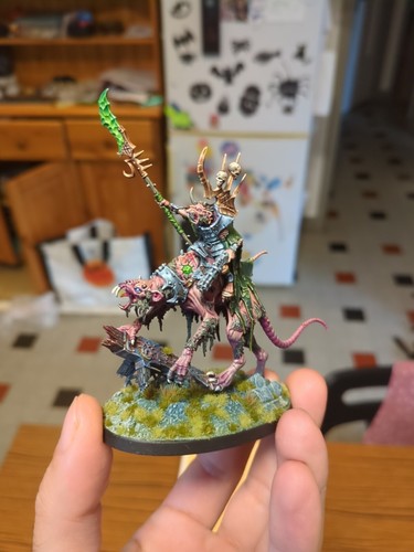 Propainted skaven lord from - propainted, lord.
