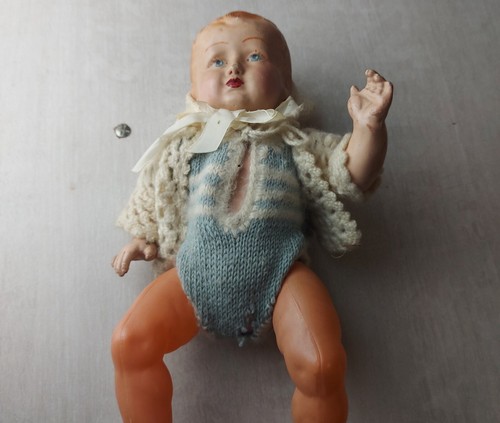 Ancienne petite poupée - , /