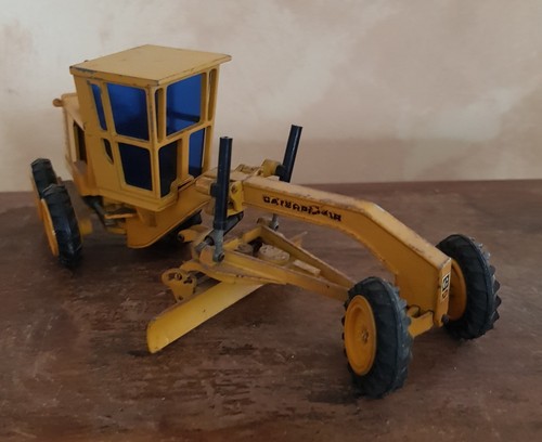 Engin chantier niveleuse - engin,