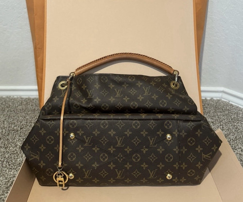 Louis vuitton monogram artsy - vuitton,