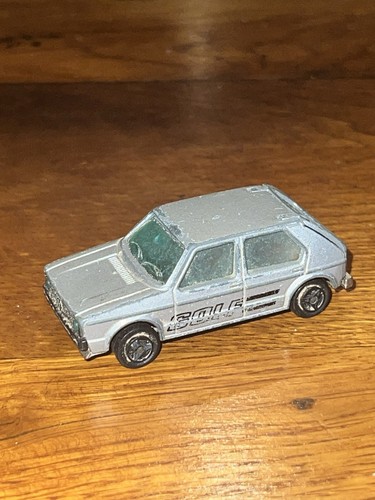 Majorette volkswagen golf - 1/60,