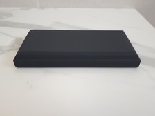 socle en bois peint en gris foncé pour figurines et maquettes 21 X 9,7 cm