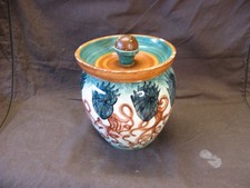 Très beau pot couvert en céramique Vallauris signé Lauray  : Raymond Camart