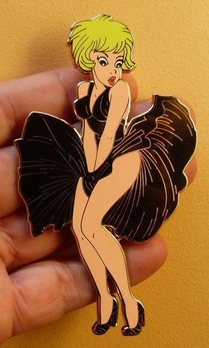 Grand pins pin - grand, comme